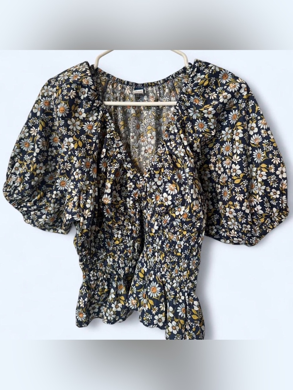 Old Navy Floral Smocked Peplum Blouse in Navy and White